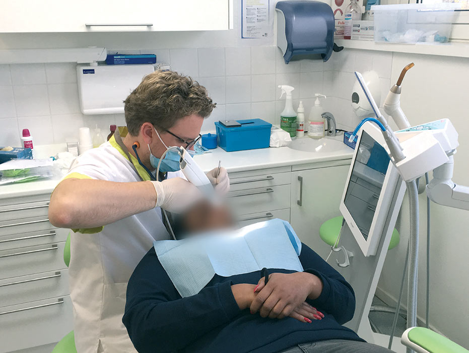 Les centres de santé Croix-Rouge passent au numérique dentaire avec LYRA