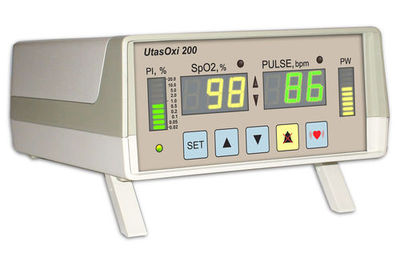Oxymètre de pouls à capteur séparé modèle de table UTASOXI 200 