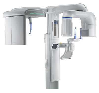 Scanner X dentaire à faisceau conique avec système de radiographie numérique panoramique et céphalométrique PaX-Uni3D 